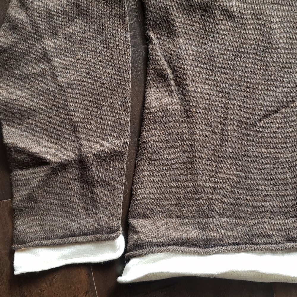 Sweater - Picture 6 of 8